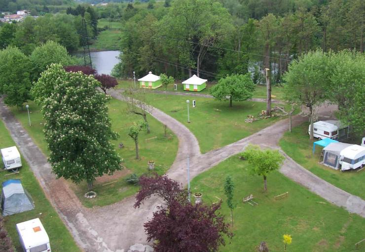 vue aérienne du camping du lac