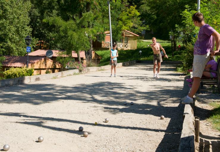 boulodrome au domaine du bourdieu