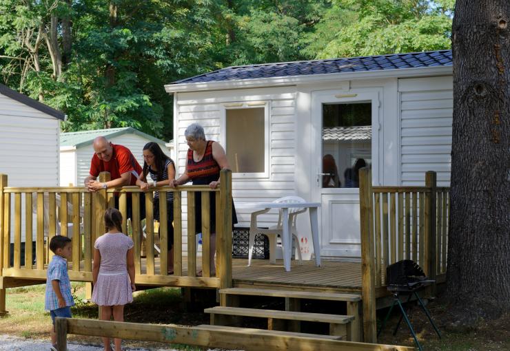 cottage premier at camping l'apamée