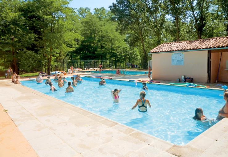 piscine du camping la bastide à Mazères