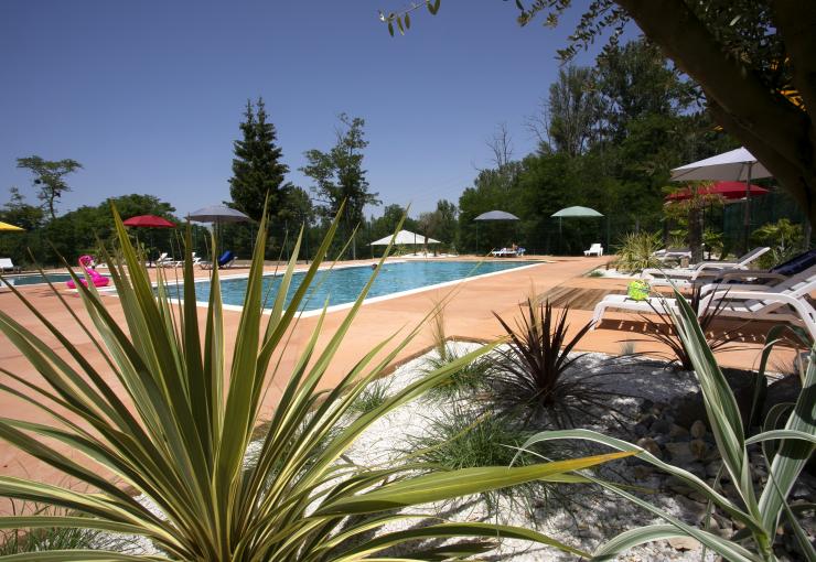 piscine du camping la bastide à Mazères