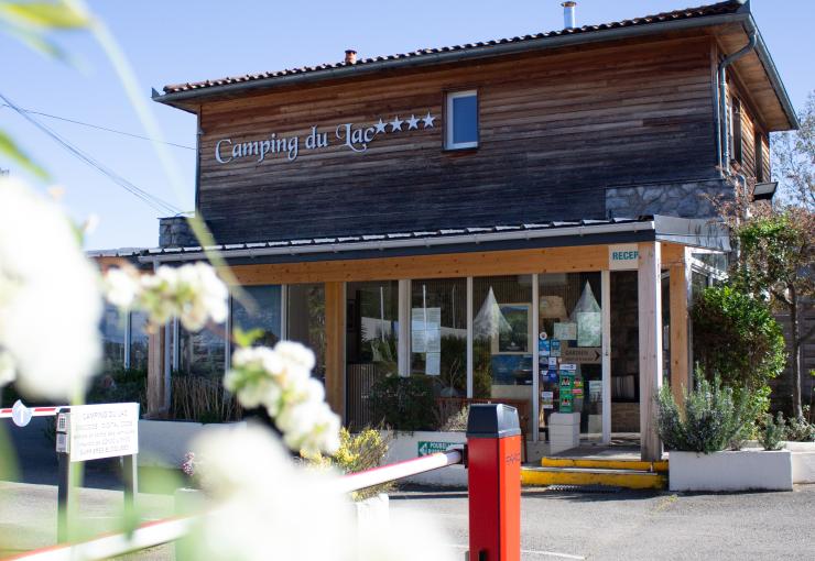 accueil du camping 4 étoile