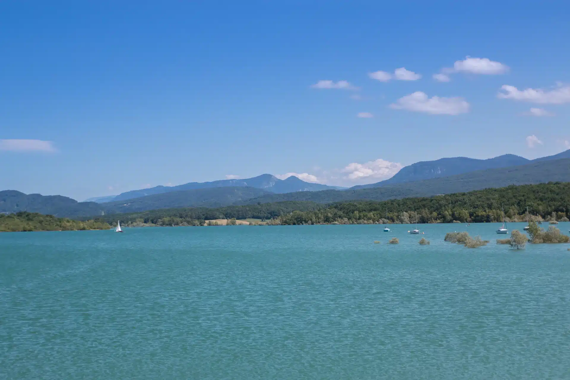 Camping à Foix près des lacs d'Ariège.